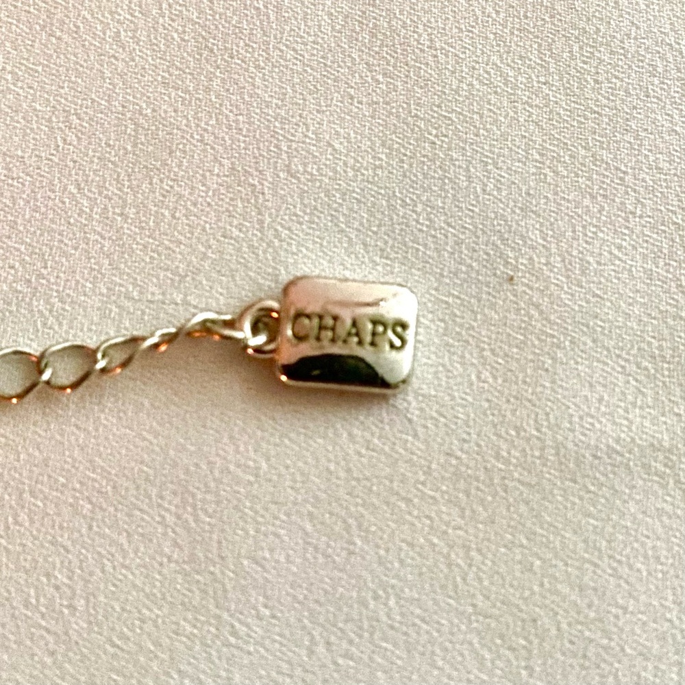 NWOT NECKLACE - Picture 3 of 4